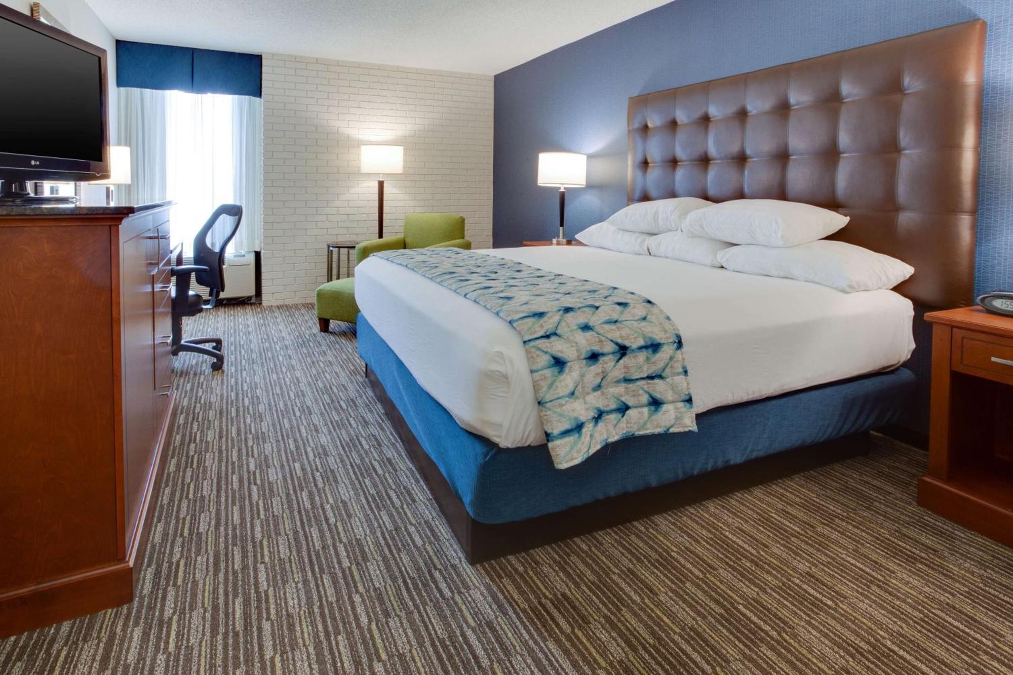 Drury Inn & Suites Nashville Airport Экстерьер фото